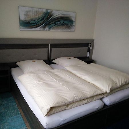 Hotel Alfa Neu-Isenburg Værelse billede