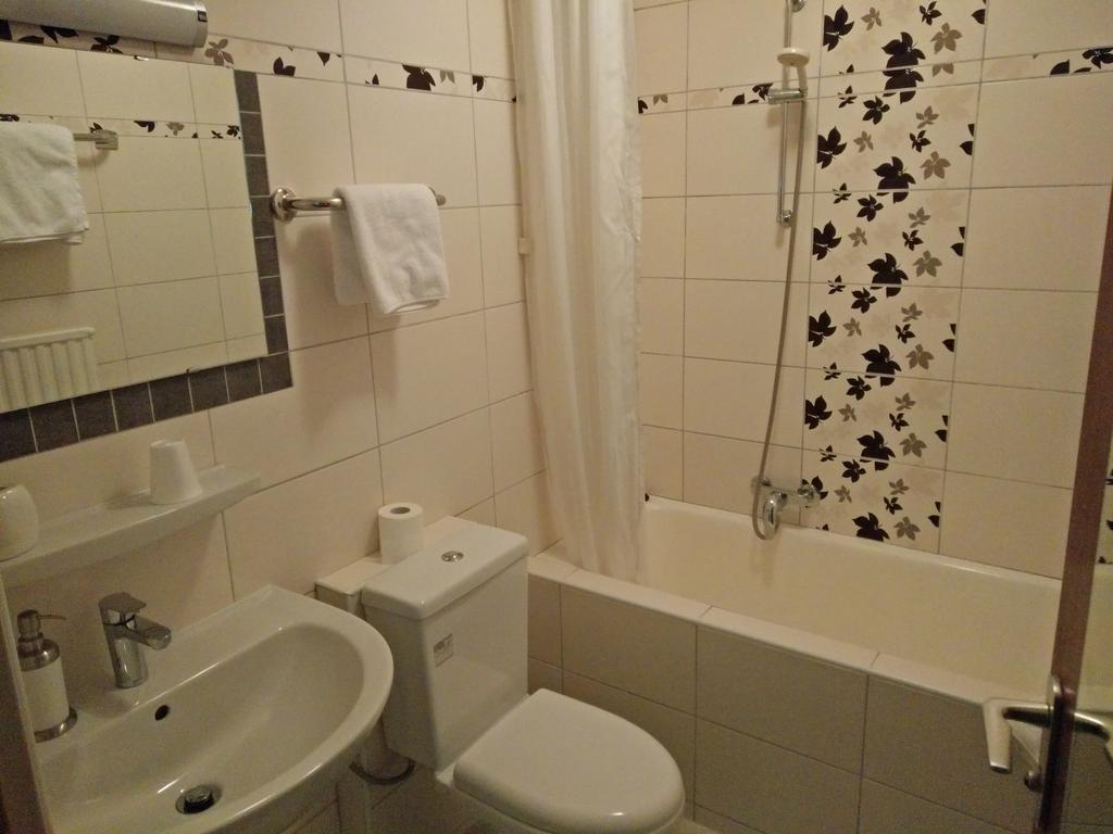 Hotel Alfa Neu-Isenburg Eksteriør billede